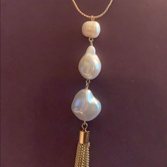 Peak gold necklace and earring set - Picture 2 of 6